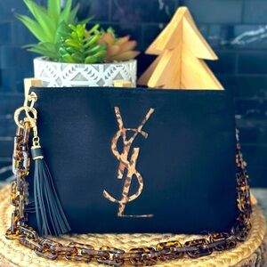 - Ysl Beaute Bag leapord print beautiful 😍
